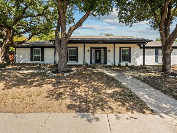 1503 Woodvine Dr, Euless, TX 76040