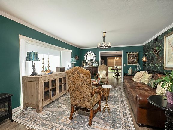 5th image of 5481 Peacock Ln