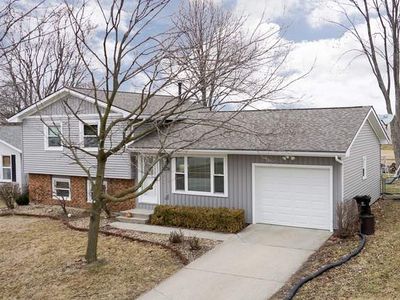 3202 Winchester Dr, Bloomington, IL, 61704