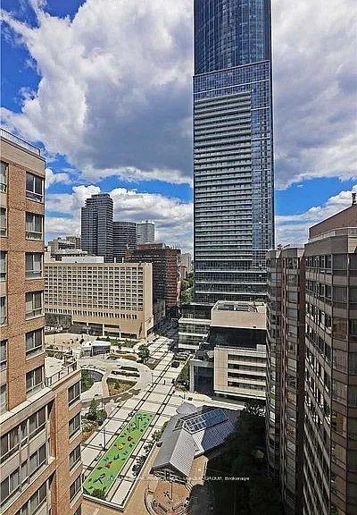 44 Gerrard St W #606 — Photo 23