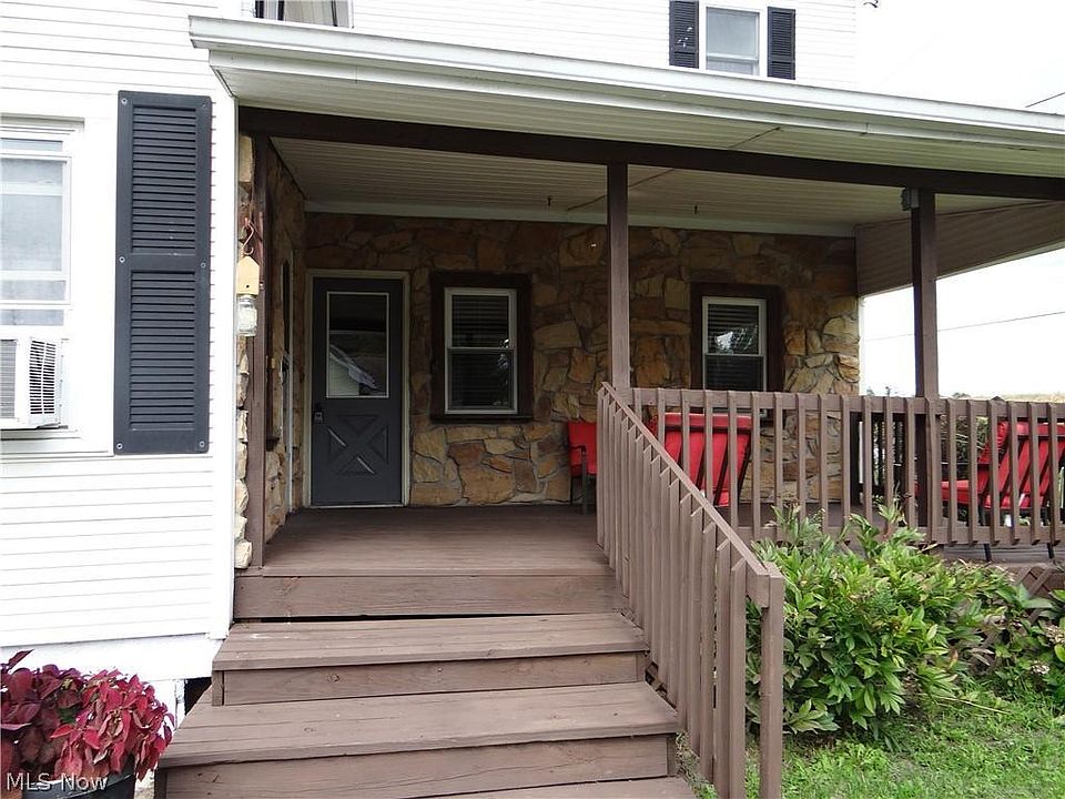 1st image of 160 Atwater Ave NE