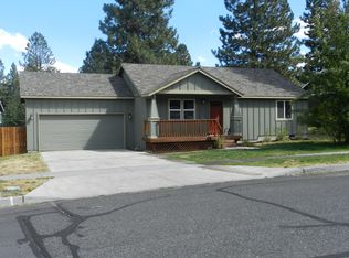 61020 Honkers Ln, Bend, OR 97702