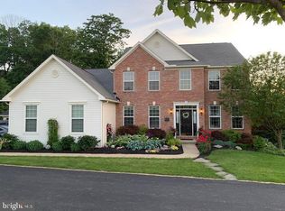 105 Ellsworth Dr, Reading, PA 19608