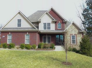 403 Enclave Pl, Louisville, KY