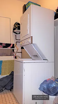 Rented by ZealEstate Group Inc | media 36