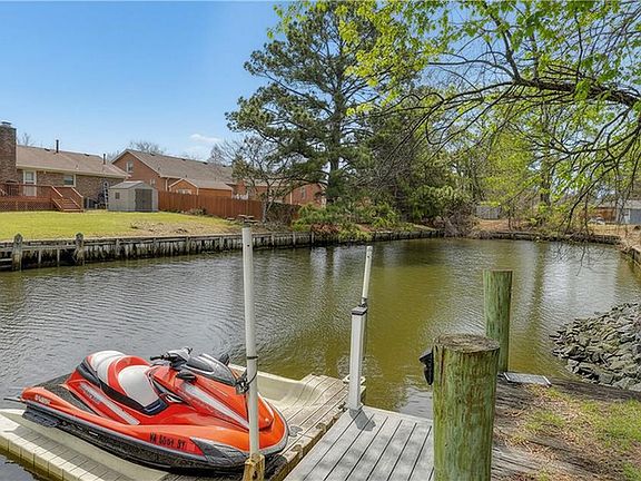 4th image of 333 W Chickasaw Rd