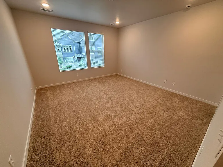 2764 Blue Iris Dr — Photo 10