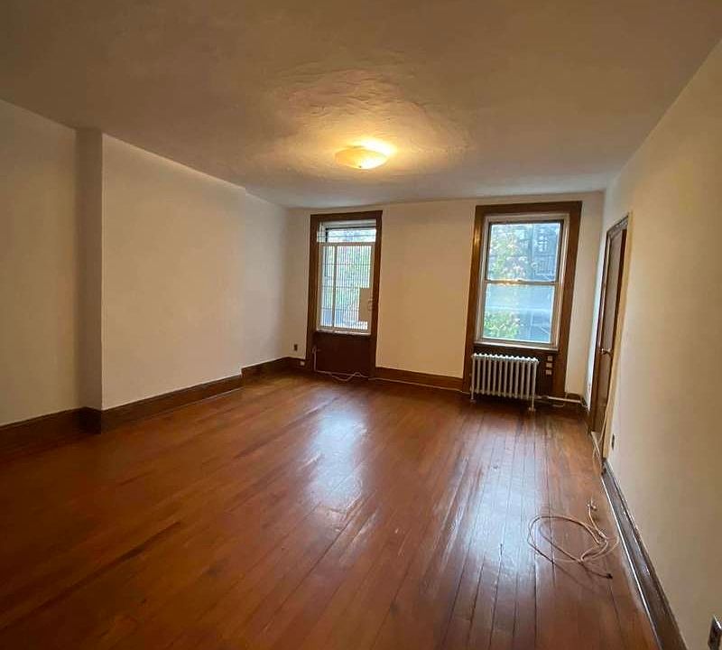 1st image of 121 Avenue A APT 3R
