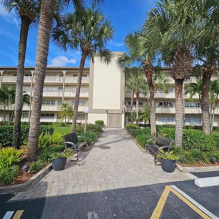 1st image of 4701 Martinique Drive #H4
