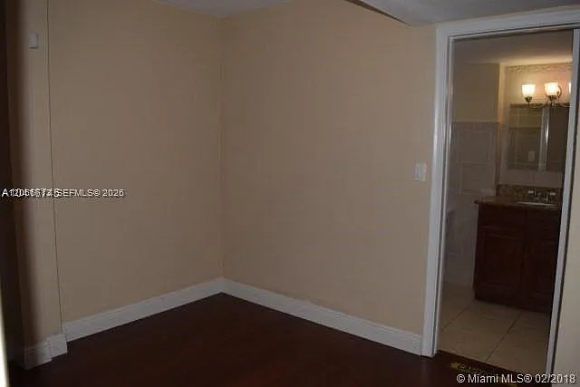 9143 SW 77th Ave #B304 — Photo 7