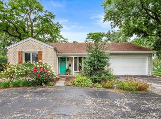 5804 Ridgewood Dr, Western Springs, IL 60558
