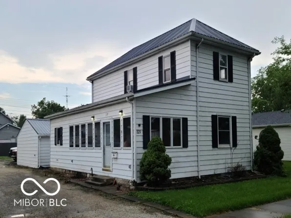 329 W Washington St, Dunkirk, IN 47336
