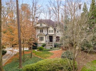 1050 Dawn View Ln NW, Atlanta, GA 30327