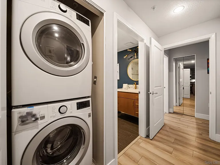 850 Beech St #307 — Photo 33