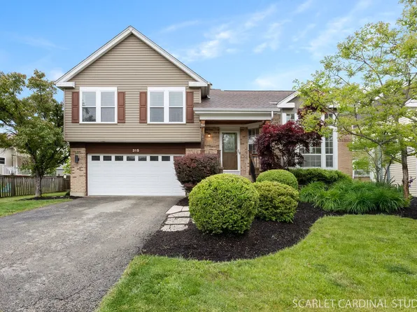 315 Churchill Ln, Aurora, IL 60504