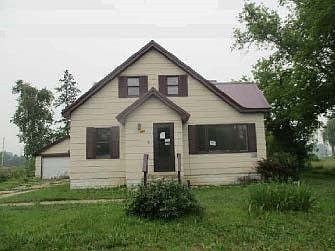 1st image of 310 E Main St