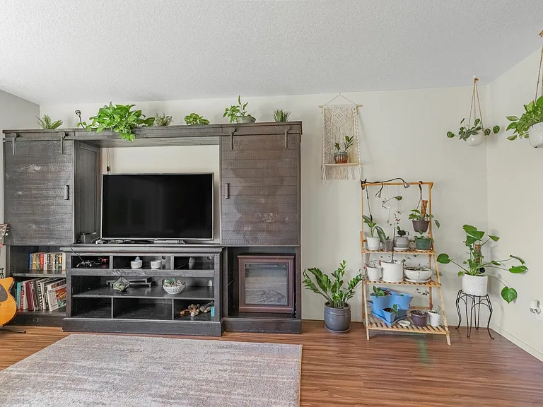 11721 NE 131st Pl — Photo 4