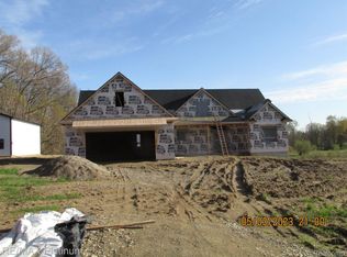 12291 Rohn Rd, Fenton, MI 48430