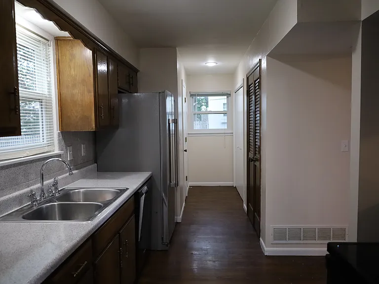 12820 S Arapaho Dr — Photo 7