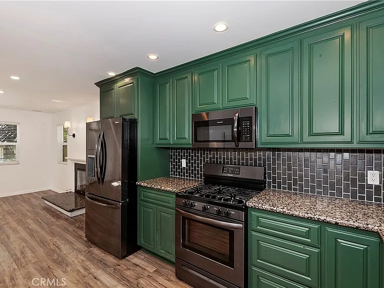 21510 Crest Forest Dr — Photo 10