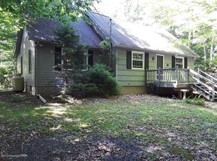 388 Berry Ln, Pocono Lake, PA