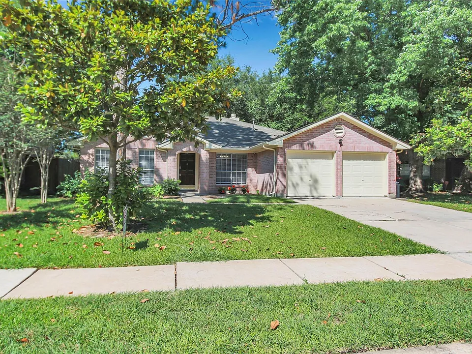 8235 Alabaster Dr