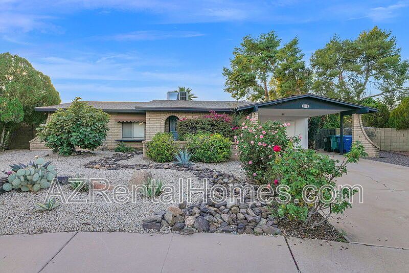 1st image of 2454 W Obispo Cir