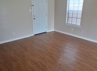 2805 Sprucewood St, Bryan, TX 77801