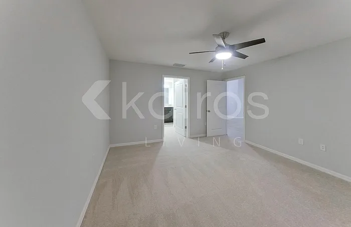 227 Pennfield St — Photo 9