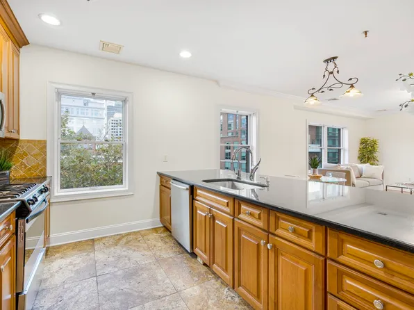 63 Sussex Street image 5 of 21