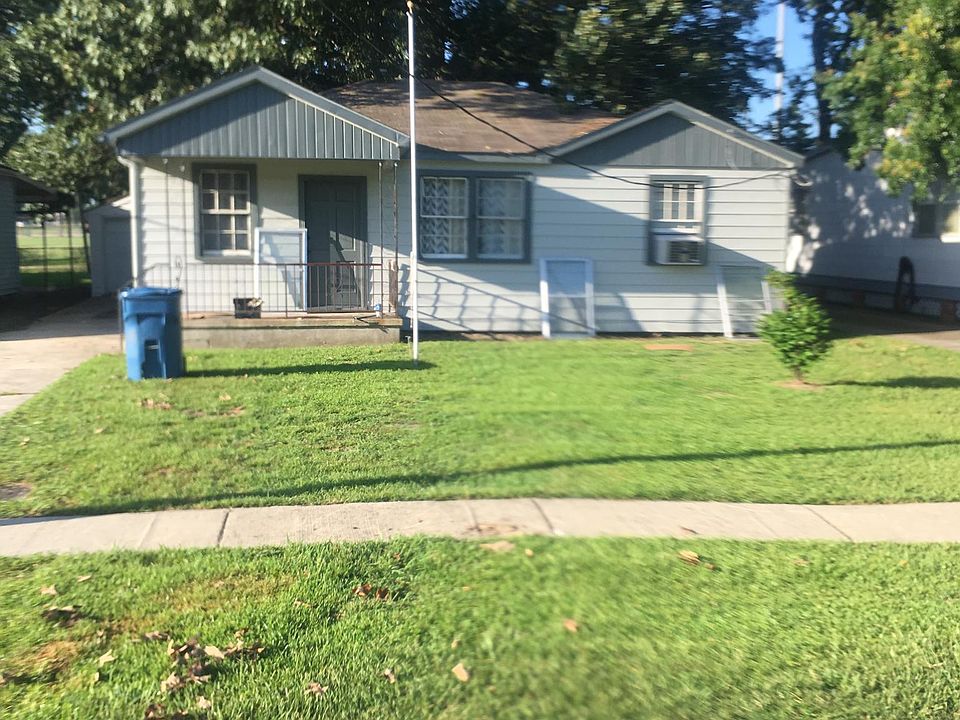 1st image of 753 Oaks Ave