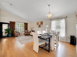 724 China Berry Cir, Davenport, FL 33837