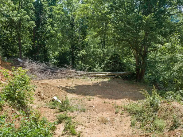 520 Verless Ogle Rd, Sevierville, TN 37876