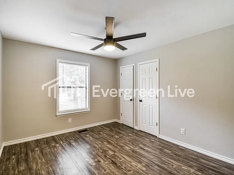 8549 Wild Cherry Dr — Photo 3