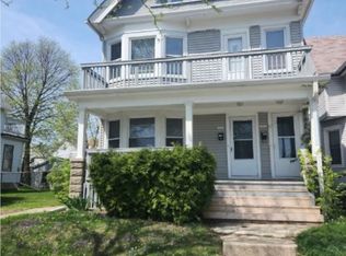 1319 S 71st St, West Allis, WI 53214