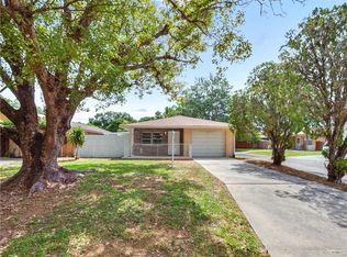 527 Hibiscus Way, Orlando, FL 32807