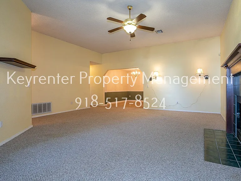9638 S 90th East Ave — Photo 23