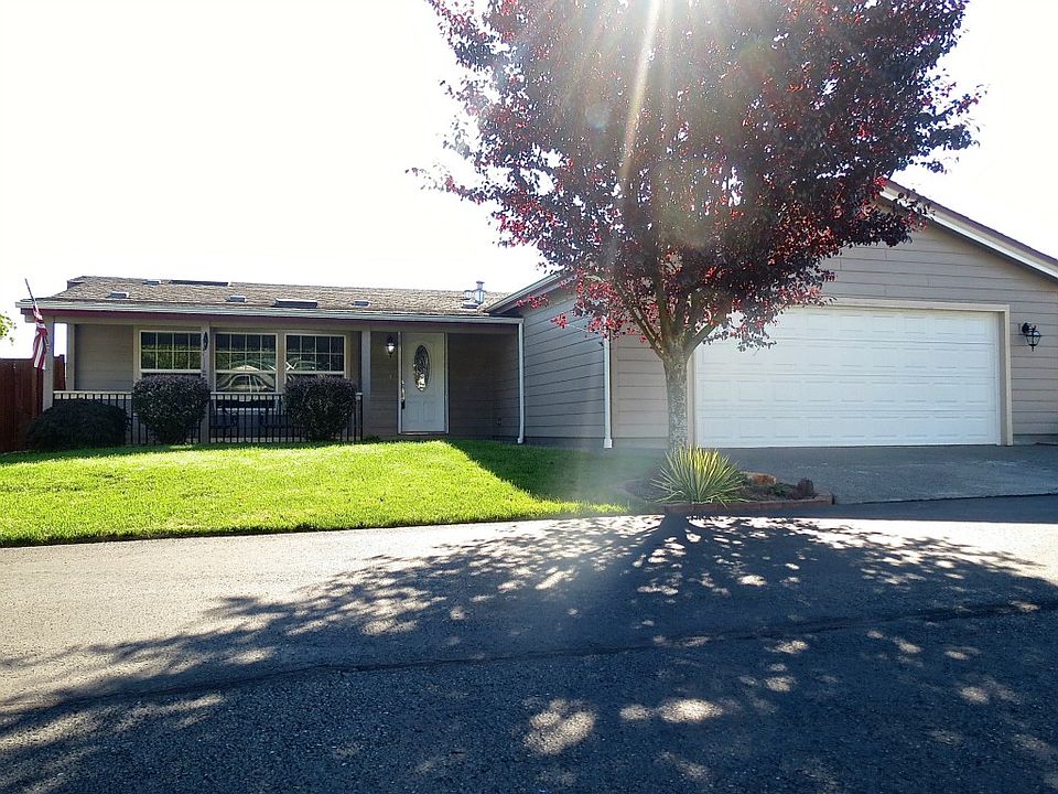 1st image of 17705 19th Ave E