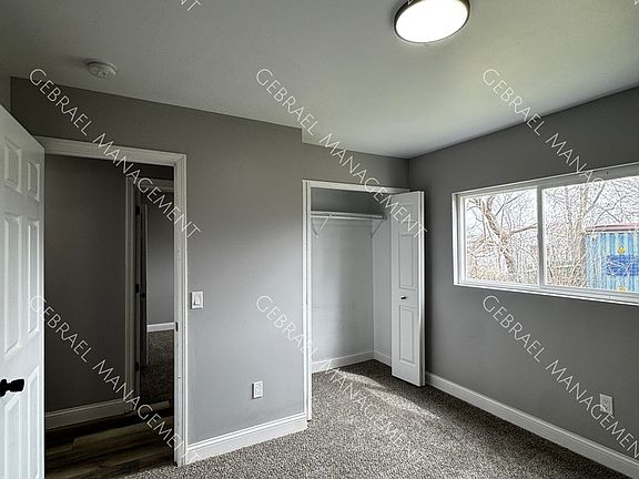 5th image of 3211 Chambers St