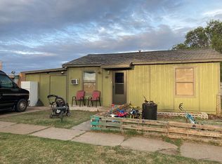 517 N 5th St, Clinton, OK 73601