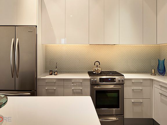 4th image of 83 Franklin St APT 5N