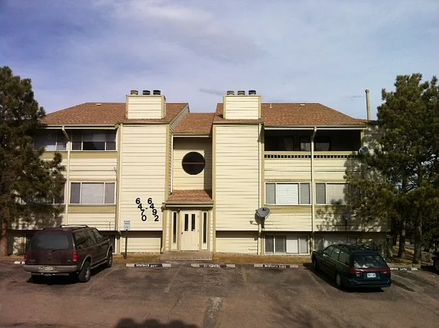 6486 McNichols Ct