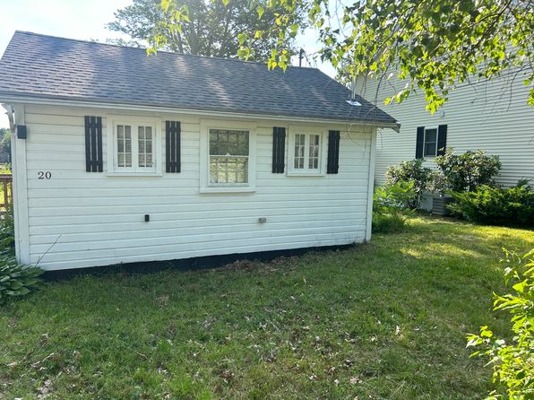 20 W Shore Rd