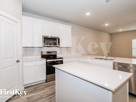 5th image of 326 Nima Ln