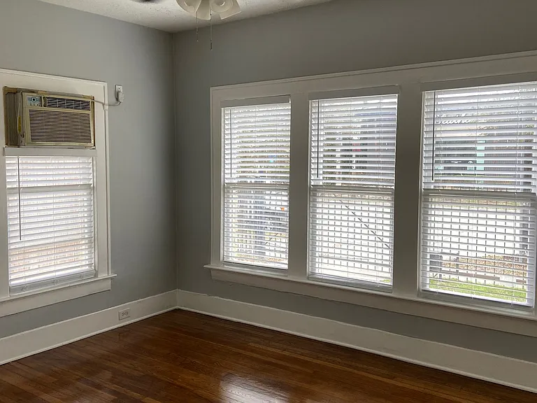 316 W Gray St #A — Photo 15