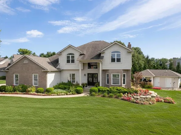 50600 Glenshire Ct, Granger, IN 46530