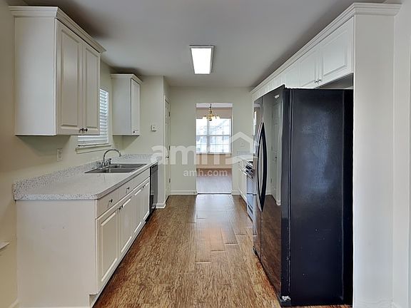 3rd image of 1246 Cumberland Creek Pl SW