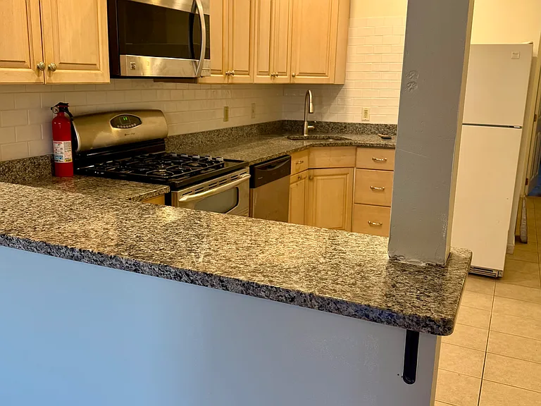 918 S Hanover St #1 — Photo 3
