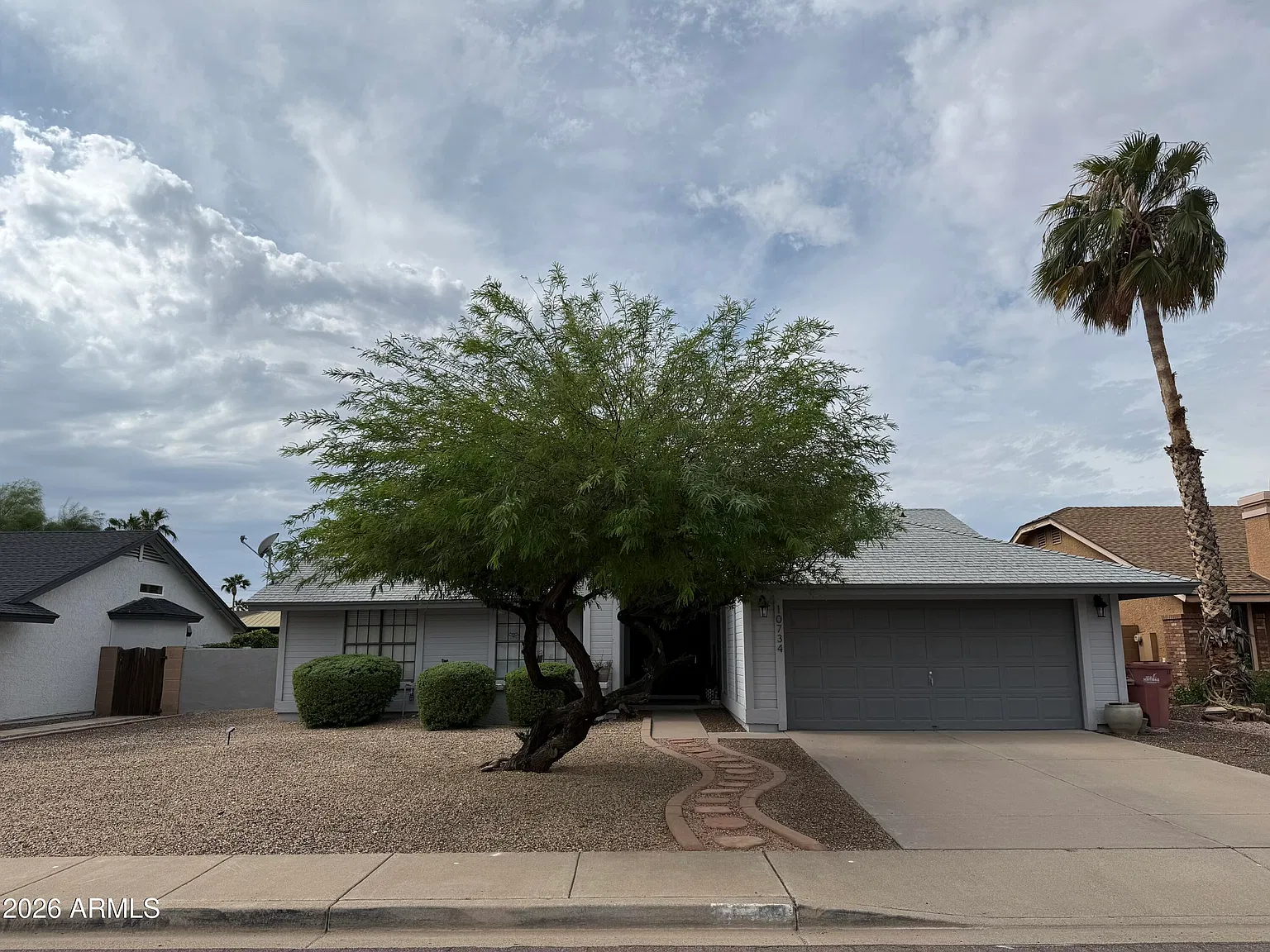 3 bed, 2.0 bath, 1820 sqft, $3,750 — Photo 3
