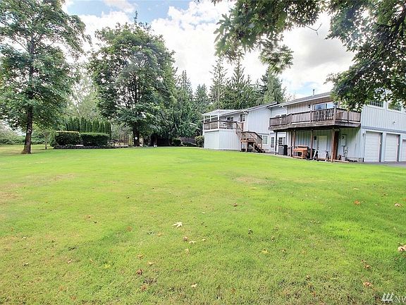 3rd image of 1907 96th Avenue Ct E